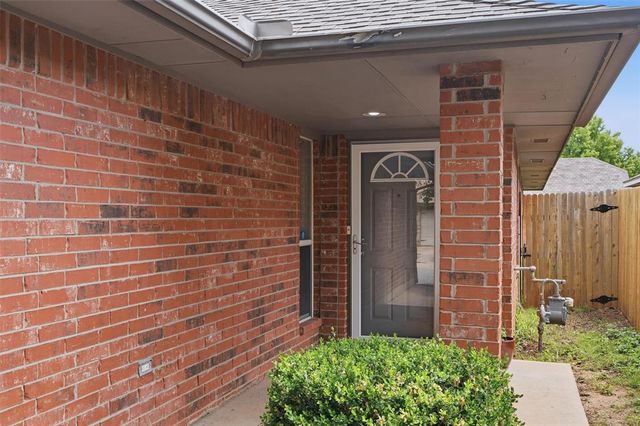 3832 Southwind Avenue, Oklahoma City, OK 73179