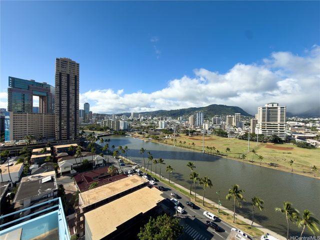 439 Keoniana Street 402, Honolulu, HI 96815