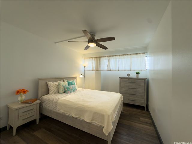 439 Keoniana Street 402, Honolulu, HI 96815