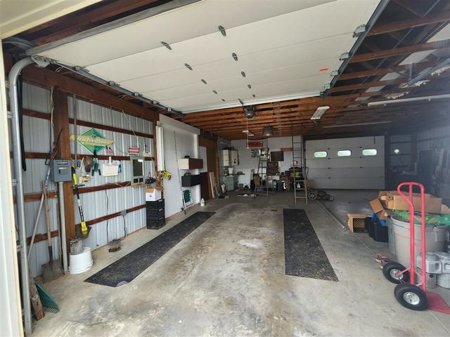1841 135th Avenue, Hopkins, MI 49328