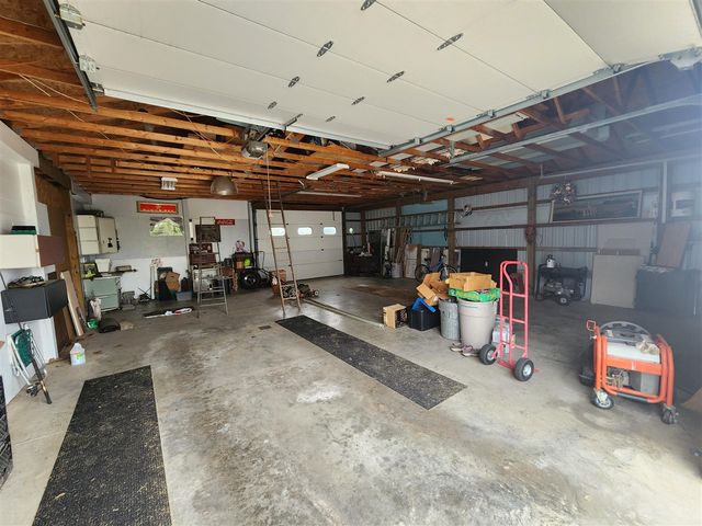 1841 135th Avenue, Hopkins, MI 49328