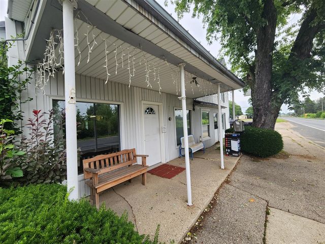 1841 135th Avenue, Hopkins, MI 49328