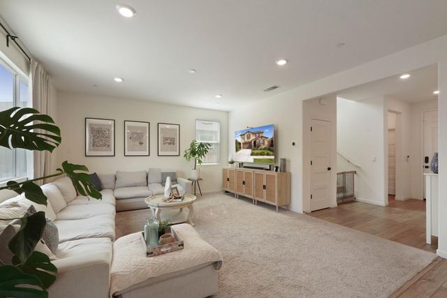 3534 Mcguire Dr, Stockton, CA 95205