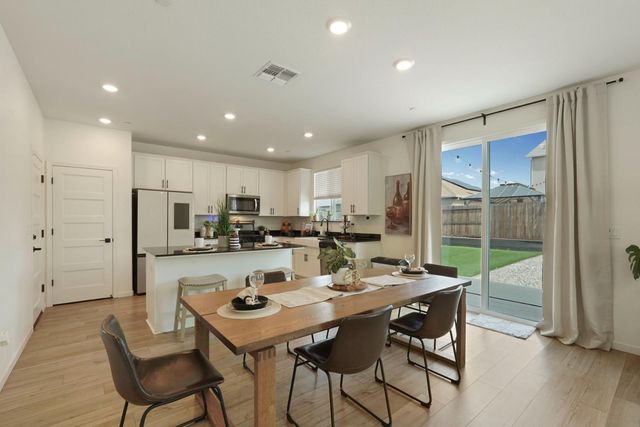 3534 Mcguire Dr, Stockton, CA 95205