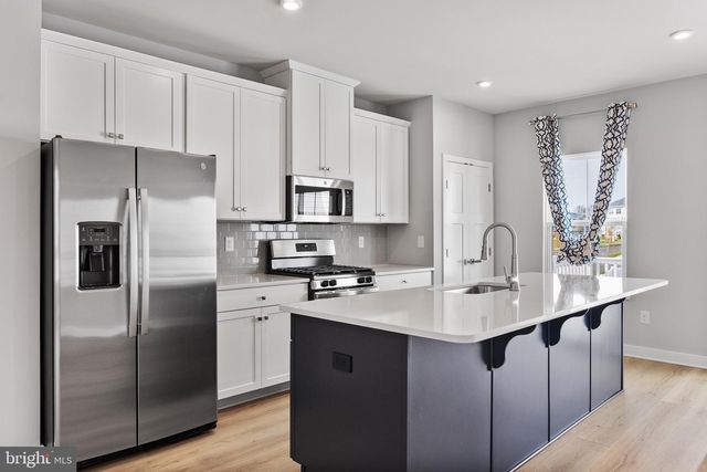 1 SAGE WAY, Mount Laurel, NJ 08054