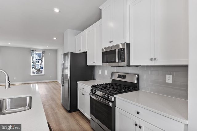 1 SAGE WAY, Mount Laurel, NJ 08054