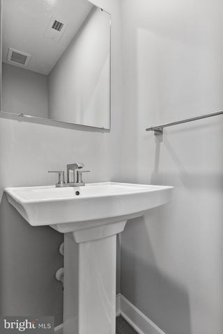 1 SAGE WAY, Mount Laurel, NJ 08054