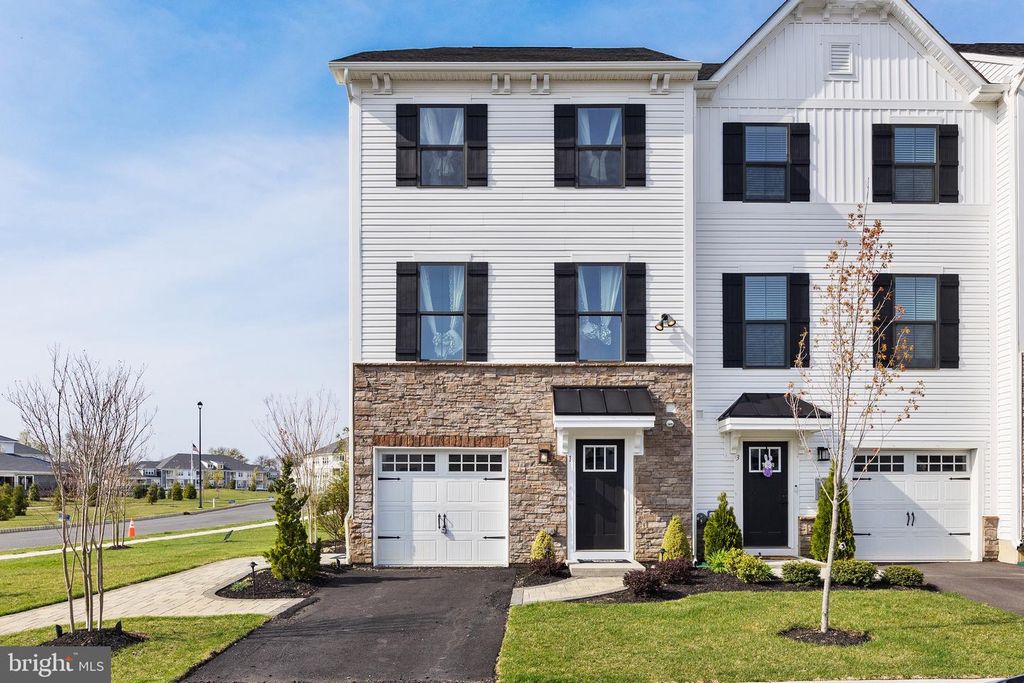 1 SAGE WAY, Mount Laurel, NJ 08054