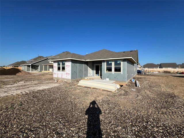 314 Willow Heights DR, Hutto, TX 78634
