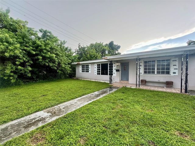 1212 S 26th Avenue, Hollywood, FL 33020