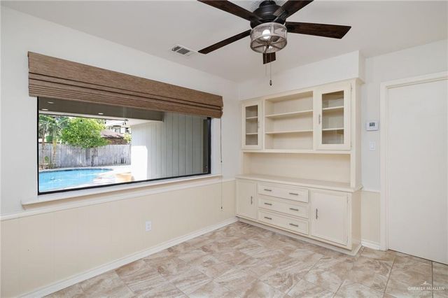 136 E Harvey Street, Mcallen, TX 78501