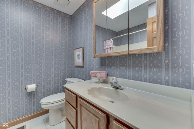 8896 Classic View Drive, Indianapolis, IN 46217