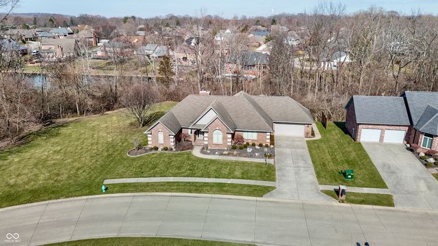 8896 Classic View Drive, Indianapolis, IN 46217