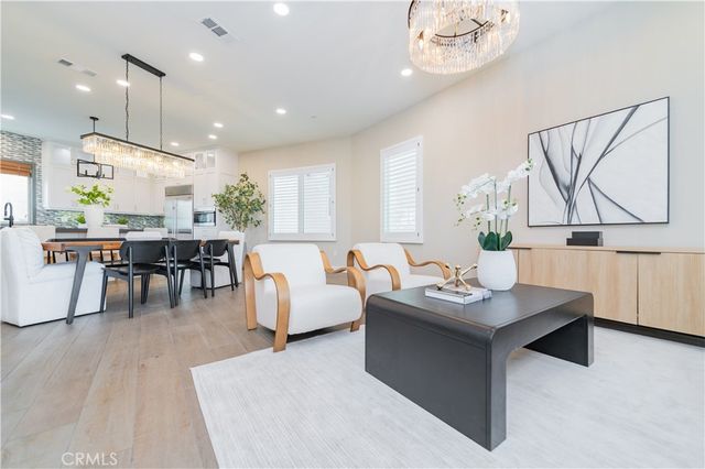 111 Bosque, Irvine, CA 92618