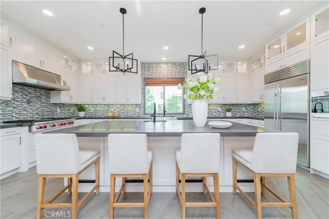 111 Bosque, Irvine, CA 92618