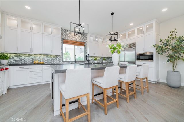 111 Bosque, Irvine, CA 92618