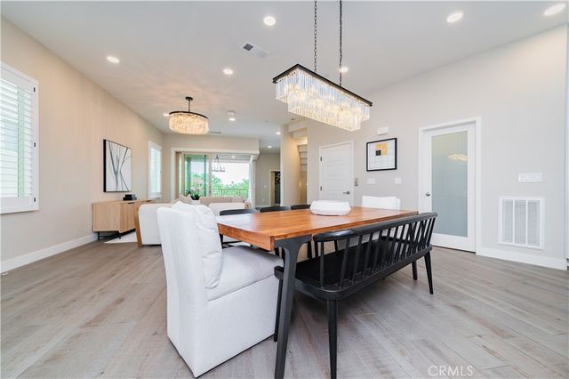 111 Bosque, Irvine, CA 92618