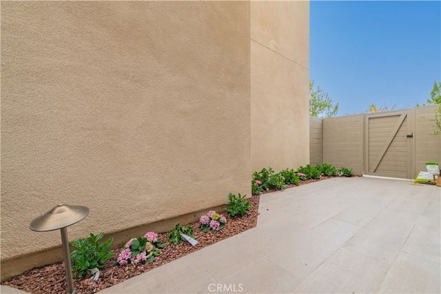 111 Bosque, Irvine, CA 92618