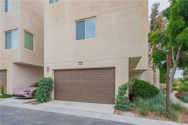111 Bosque, Irvine, CA 92618