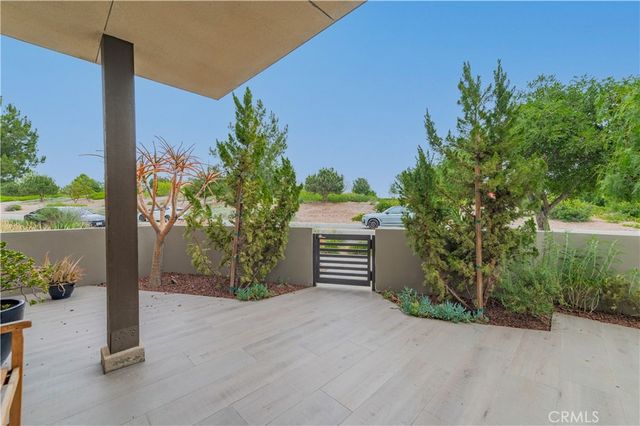 111 Bosque, Irvine, CA 92618