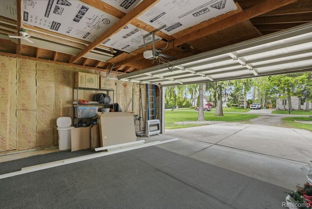 58032 Robroy Street, Washington Township, MI 48094