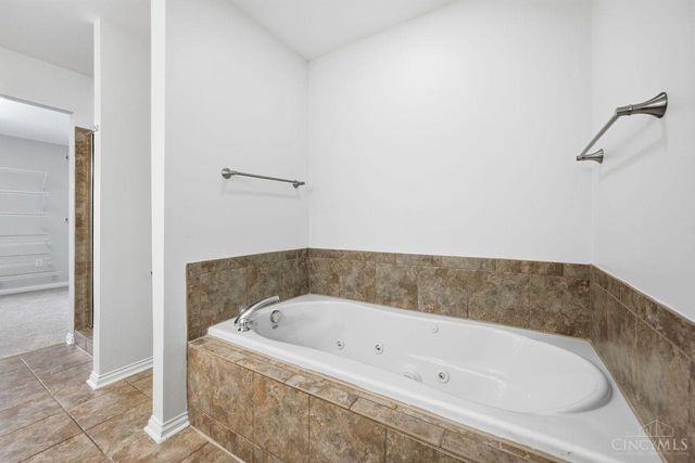 2530 Hackberry Street, Cincinnati, OH 45206