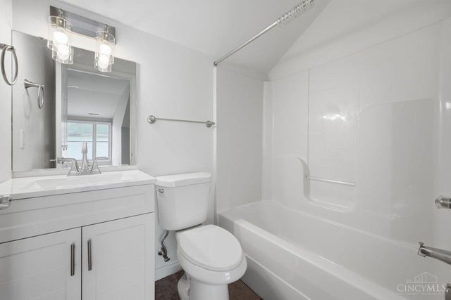 2530 Hackberry Street, Cincinnati, OH 45206