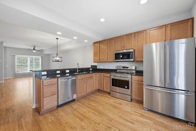 2530 Hackberry Street, Cincinnati, OH 45206