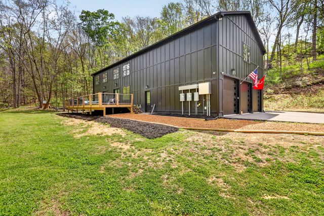 7345 Sugar Camp Dr, Greenbrier, TN 37073