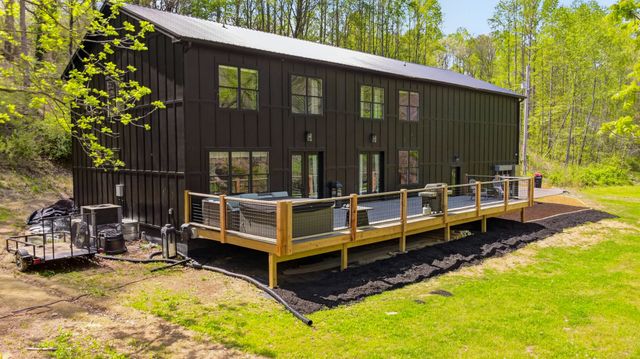 7345 Sugar Camp Dr, Greenbrier, TN 37073