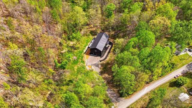 7345 Sugar Camp Dr, Greenbrier, TN 37073