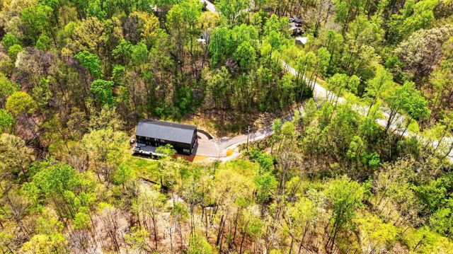 7345 Sugar Camp Dr, Greenbrier, TN 37073