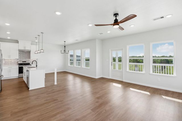 1330 Sapphire Palms Court, San Leon, TX 77539