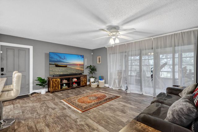 501 Dotterel Road 27c, Delray Beach, FL 33444