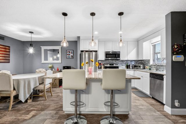 501 Dotterel Road 27c, Delray Beach, FL 33444