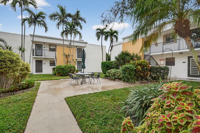 501 Dotterel Road 27c, Delray Beach, FL 33444