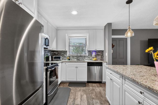 501 Dotterel Road 27c, Delray Beach, FL 33444