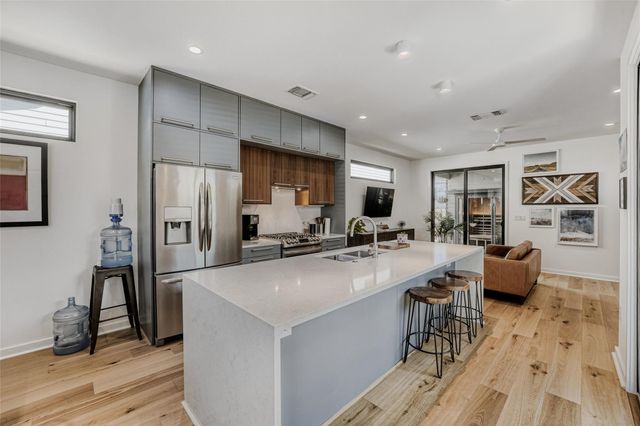 403 Swanee DR 2, Austin, TX 78752