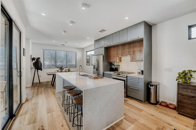 403 Swanee DR 2, Austin, TX 78752