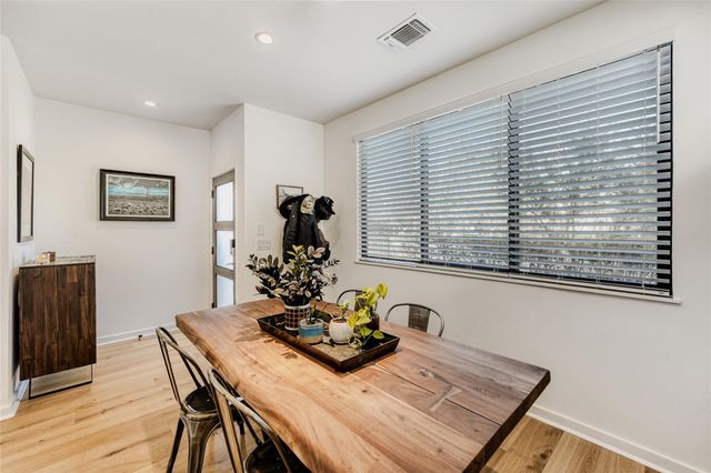 403 Swanee DR 2, Austin, TX 78752