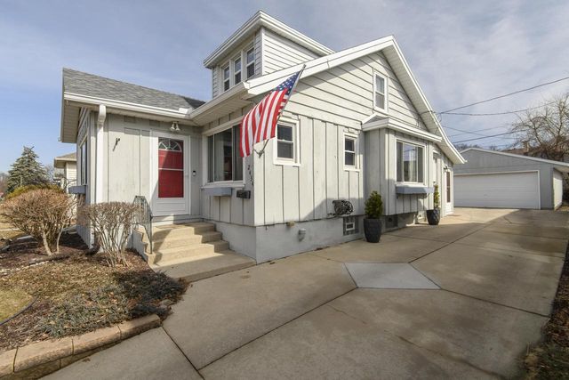 2434 N 59th STREET, Milwaukee, WI 53210