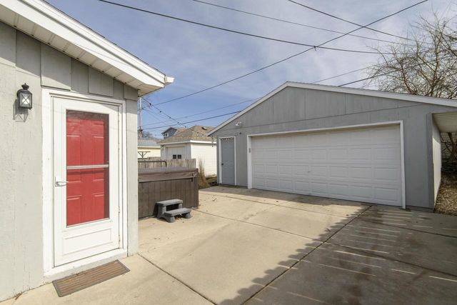 2434 N 59th STREET, Milwaukee, WI 53210