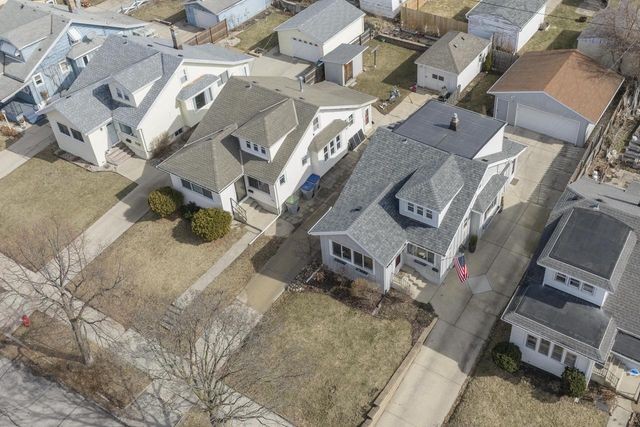 2434 N 59th STREET, Milwaukee, WI 53210