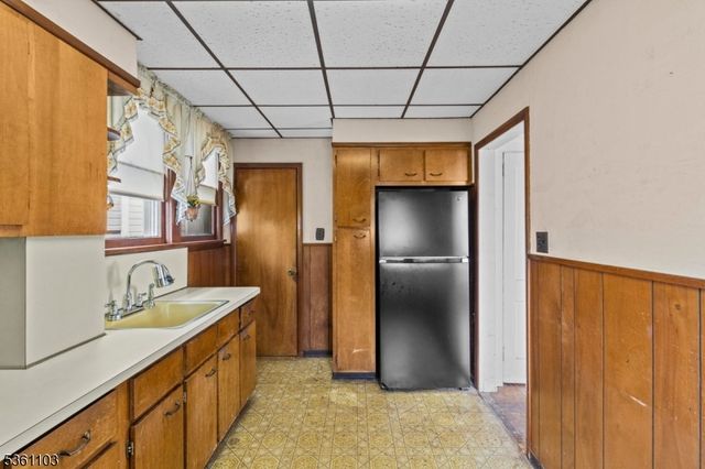 430 Dewitt Ave, Belleville Twp., NJ 07109