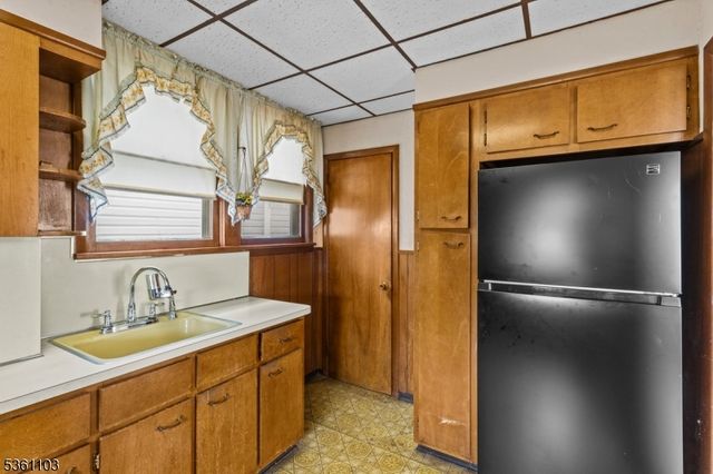 430 Dewitt Ave, Belleville Twp., NJ 07109