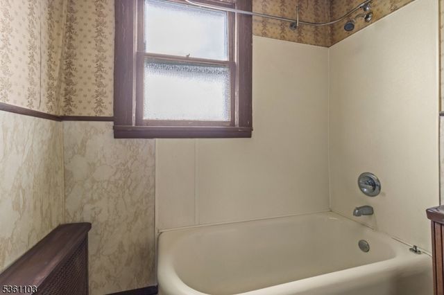 430 Dewitt Ave, Belleville Twp., NJ 07109