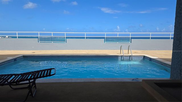 C5 AMAPOLA ST 5C, Carolina, PR 00979
