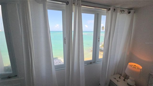 C5 AMAPOLA ST 5C, Carolina, PR 00979