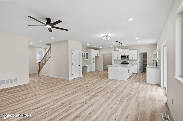 2421 W Sunlight Lane, Wasilla, AK 99654