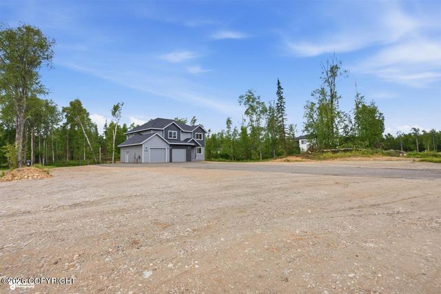 2421 W Sunlight Lane, Wasilla, AK 99654